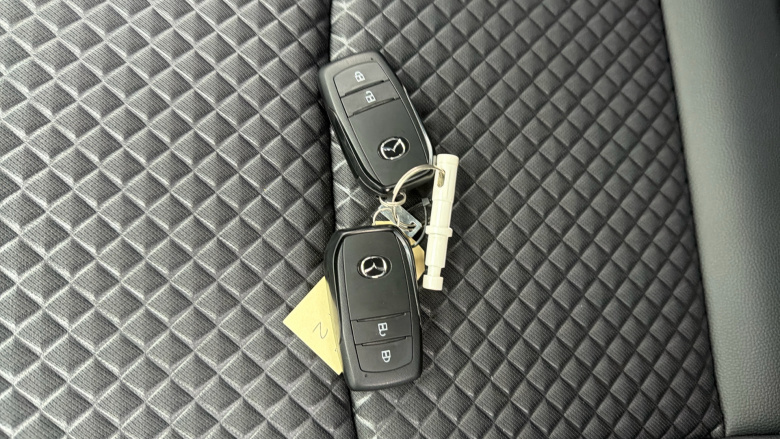 Mazda 2 Hybrid 1.5i Hybrid Homura 5dr CVT Hybrid Hatchback